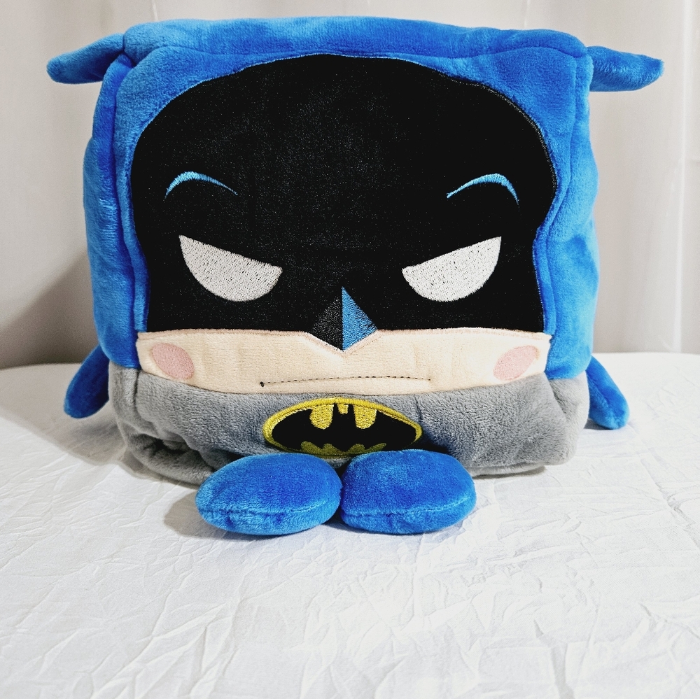 DC Comics - Kawaii Cubes Batman Square Plush